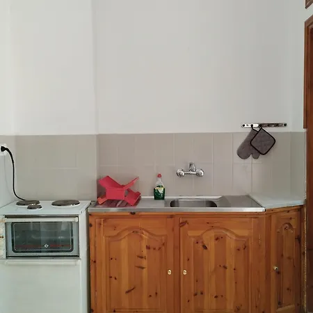 Ξενοδοχείο με διαμερίσματα Hector's