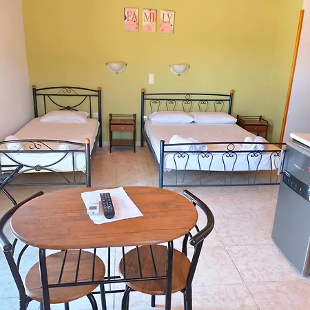 Hector's Aparthotel 4*