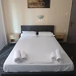 Hector's Apart-hotel