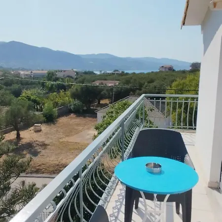 Hector's Apart Otel