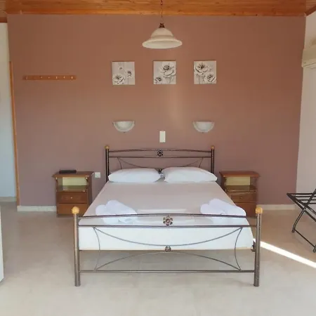 Apart-hotel Hector's