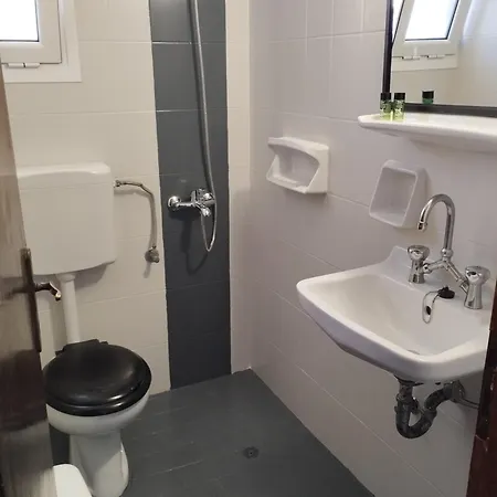 Apart-hotel Hector's