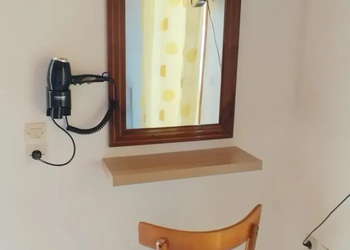 Апарт-отель Hector's 4*