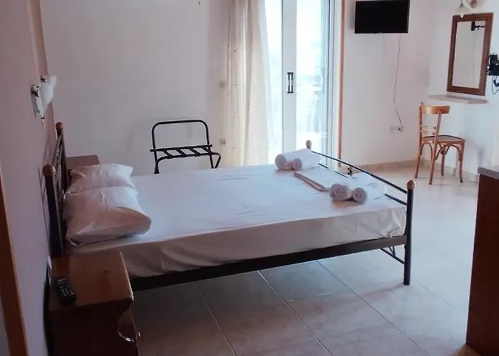 Hector's Апарт-отель 4*