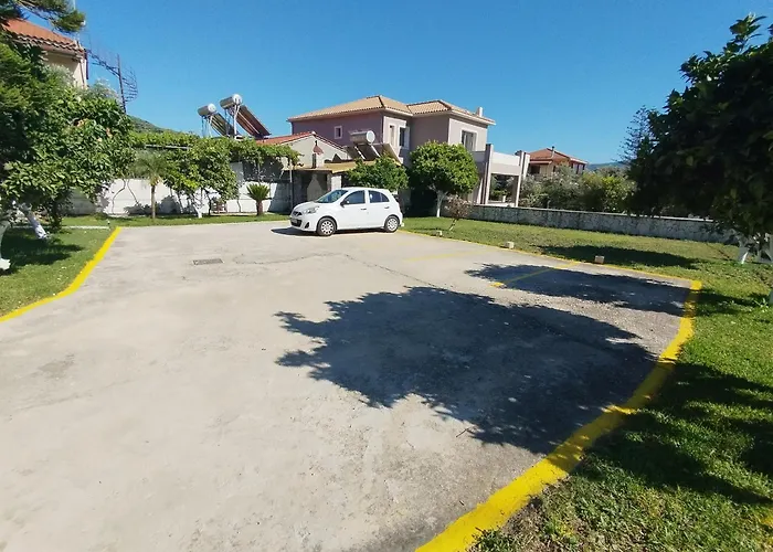 מלון דירות Hector's